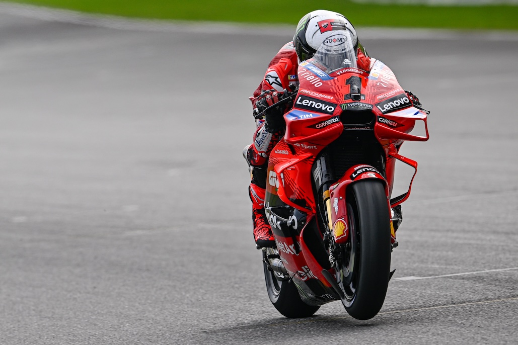 #SepangTest: Rivalries renewed as Bagnaia heads Martin on blistering final day