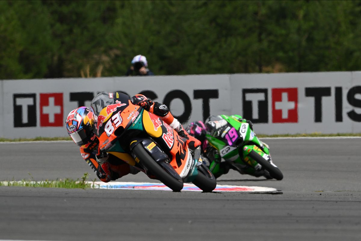 Moto3: Carpe sets Brno pace as Piqueras misses Q2 cut