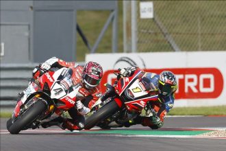 British Superbikes: Redding returns to winning ways ahead of Ryde at Donington Park