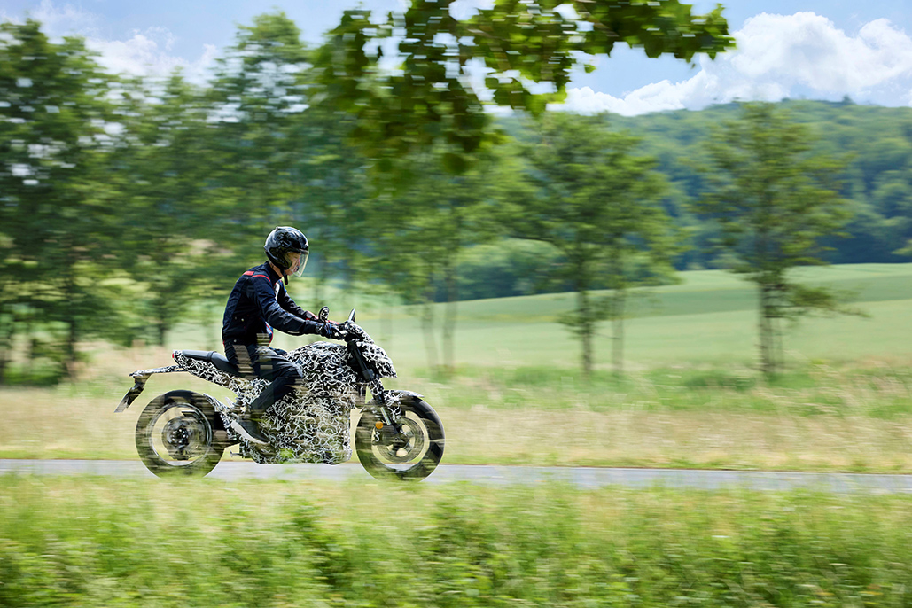 Honda releases European test riding footage of EV FUN Concept