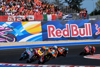 Moto3: Rueda snatches last corner win from Quiles in Misano thriller