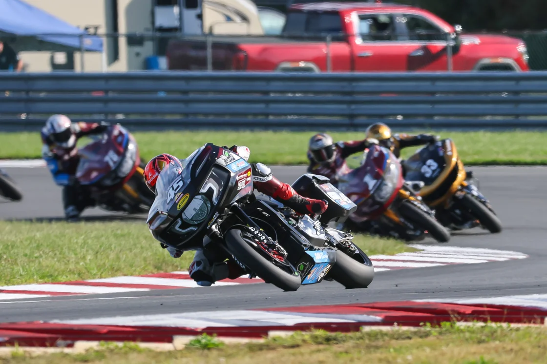 MotoAmerica Support: Petersen Wins King Of The Baggers Finale At NJMP