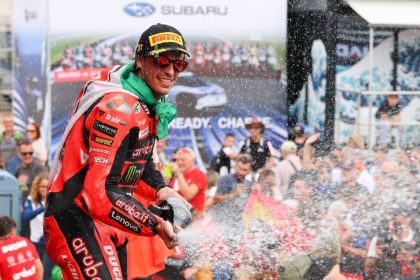 WorldSBK: Bulega answers back at Aragon