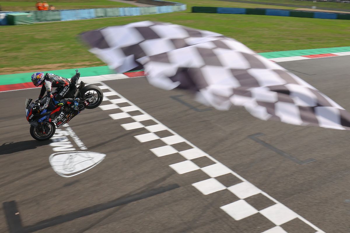 WorldSBK: Perfect weekend for dominant Razgatlioglu