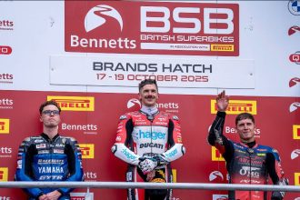 British Superbikes: Redding wins as title fight between Ryde and Ray goes down to the wire British Superbikes: Redding wins as title fight between Ryde and Ray goes down to the wire
