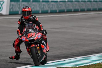 Moto2: Gonzalez grabs P1, Moreira 10th on Friday