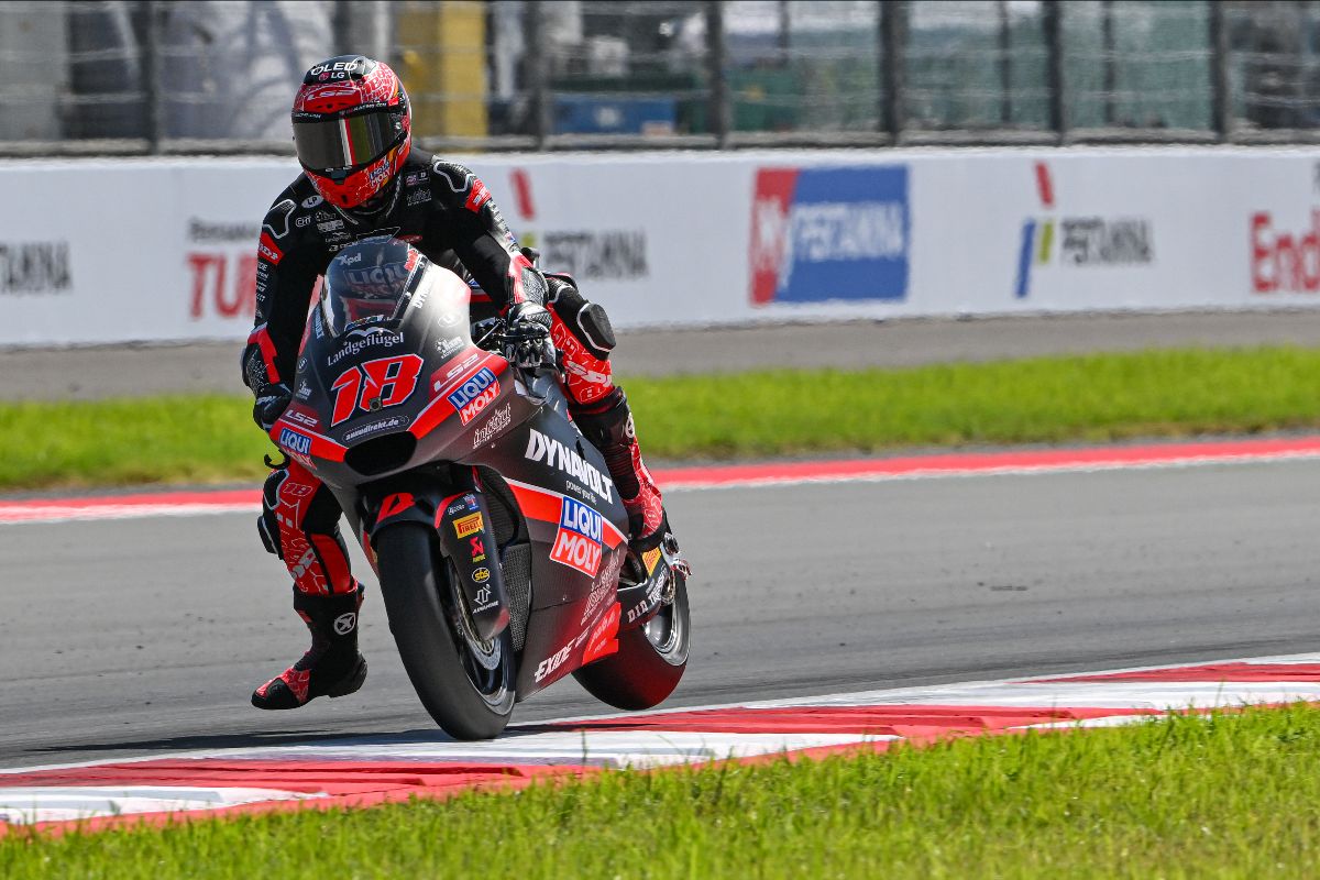 Moto2: Gonzalez lays down the gauntlet, Canet heads for Q1 Moto2: Gonzalez lays down the gauntlet, Canet heads for Q1