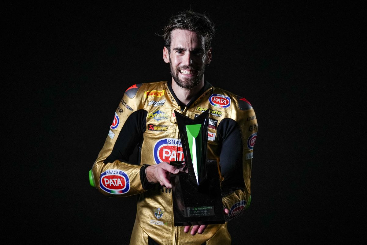 Stefano Manzi clinches 2025 WorldSSP title