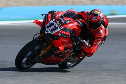 WorldSBK: Bulega strikes first at Jerez WorldSBK: Bulega strikes first at Jerez