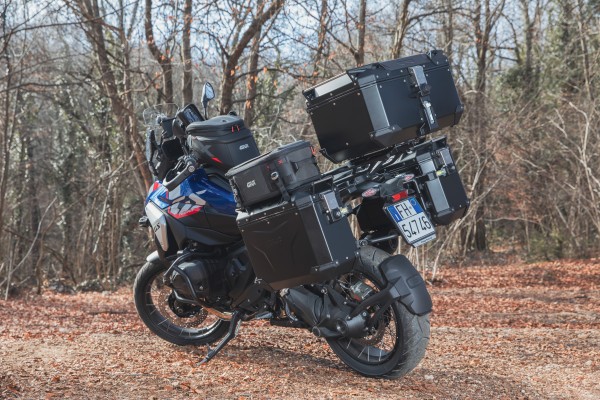 GIVI equips the best-selling maxi-trail with the ultimate touring setup