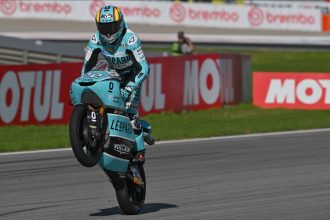 Moto3: Almansa flies to top honours on Friday in Valencia