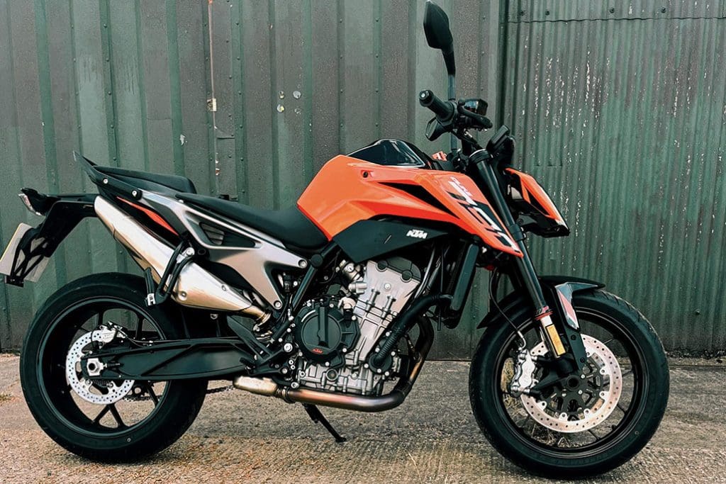 The Scalpel Returns: Ktm 790 Duke Review
