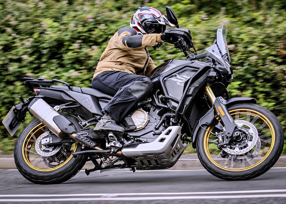 VOGE DS800X Rally is UK’s Best-Selling Adventure Bike in October