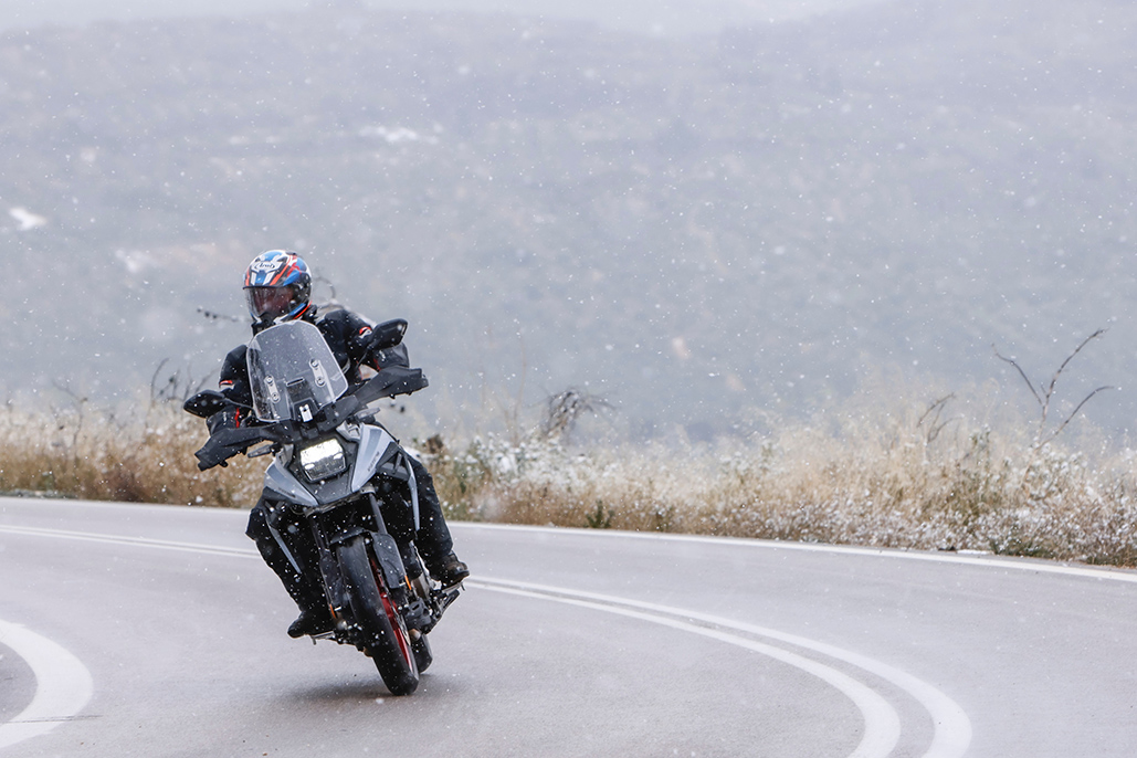 Stay Warm With Suzuki And Free Heated Grips 1 Stay Warm With Suzuki And Free Heated Grips