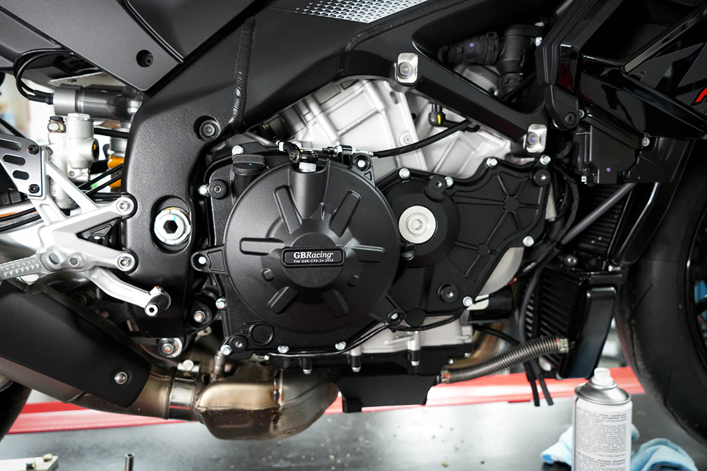 New Alternator Cover For Updated Rsv4 And Tuono V4 From Gbracing