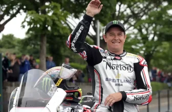 Tt Legends Mcguinness And Harrison Star At Uk's Biggest Classic Motorcycle Show