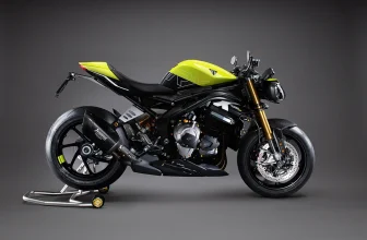 New Triumph Speed Triple 1200 Rx Wears Lightech