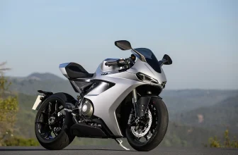 Manx R Superbikes Arrive At Norton Retailers Across The Uk