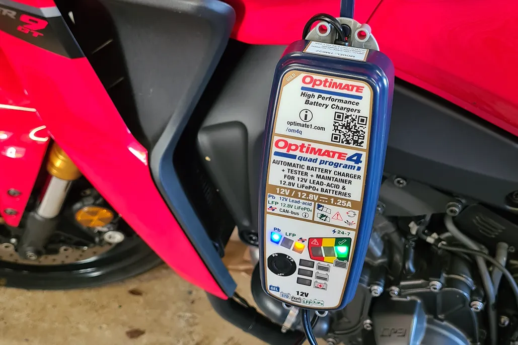 Optimate'S Ultimate Motorcycle Battery Charger 1 Optimate'S Ultimate Motorcycle Battery Charger