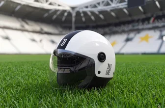 Tucano Urbano: The Black-And-White Helmet: A Symbol Of Belonging Fino Alla Fine