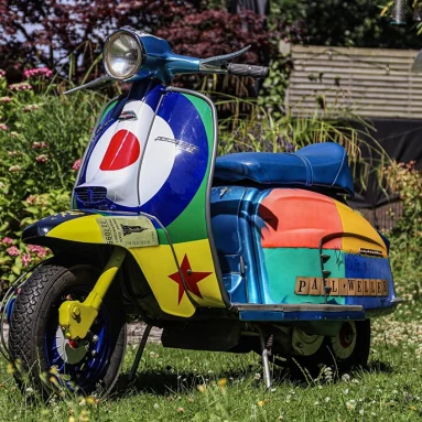 Famous Paul Weller ‘Stanley Road’ Lambretta heads to auction