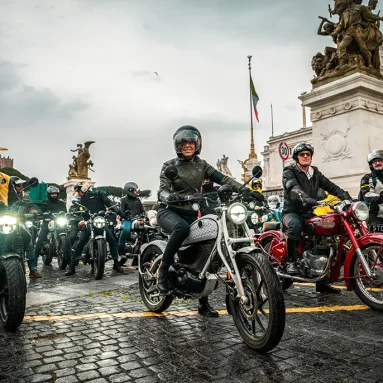 Royal Enfield X Rome Marathon – The Eternal City Echoes to The Heart Beat of Royal Enfield: Past, Present And Future