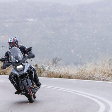 Stay warm with Suzuki and free heated grips