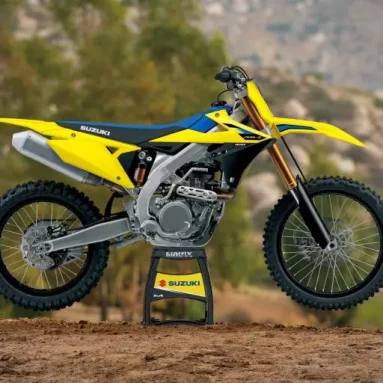 Supercross Championship-winning Suzuki RM-Z450 available with £1,000 off